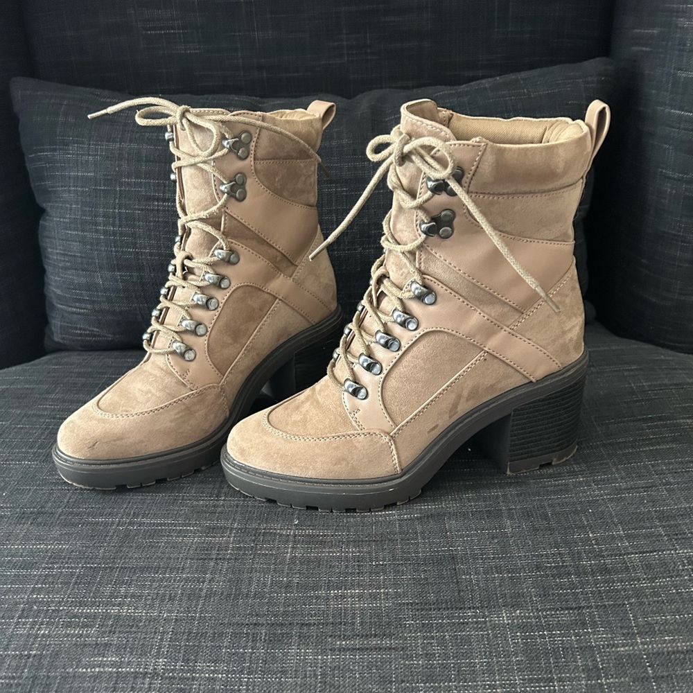 JF ANKLE BOOTS